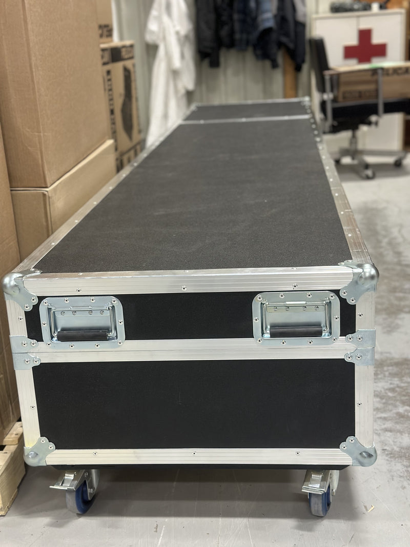 custom-case.jpg__PID:670223ab-8cfa-4468-8cbc-495e09151b93